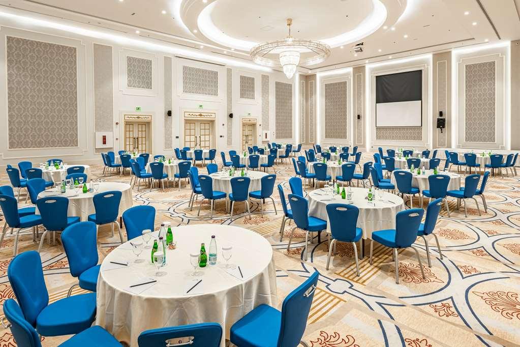 Radisson Blu Plaza