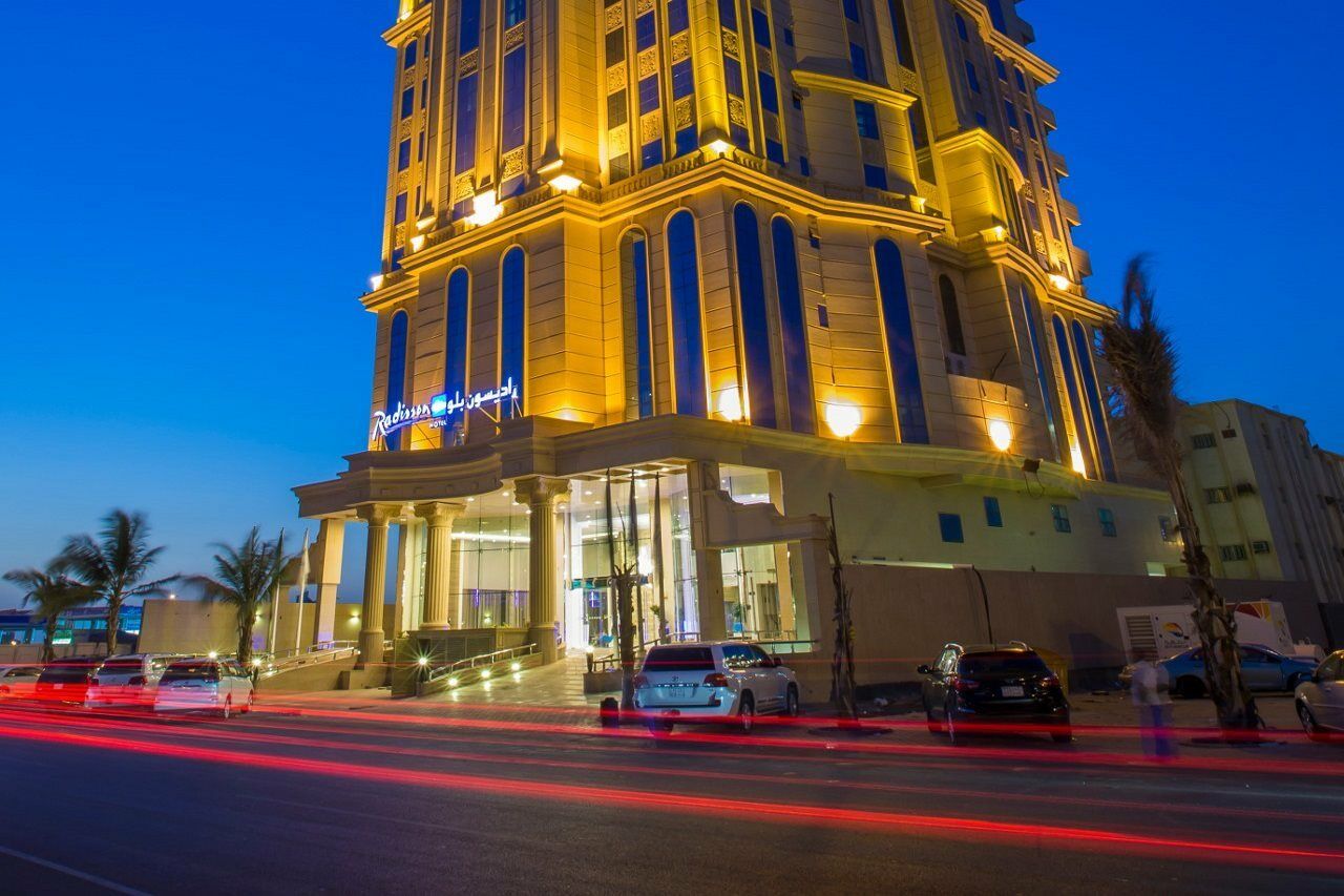 Radisson Blu Plaza Hotel 4*
