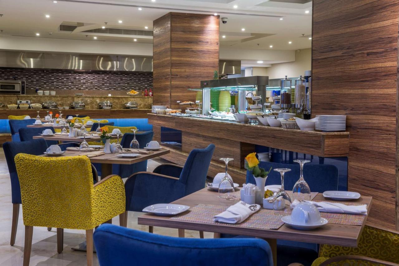 Radisson Blu Plaza